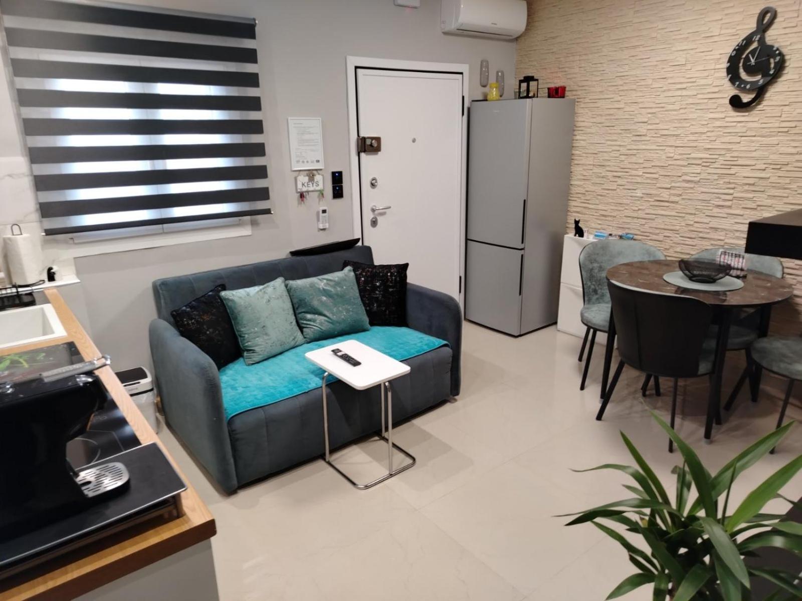 Gama Lux Peraía