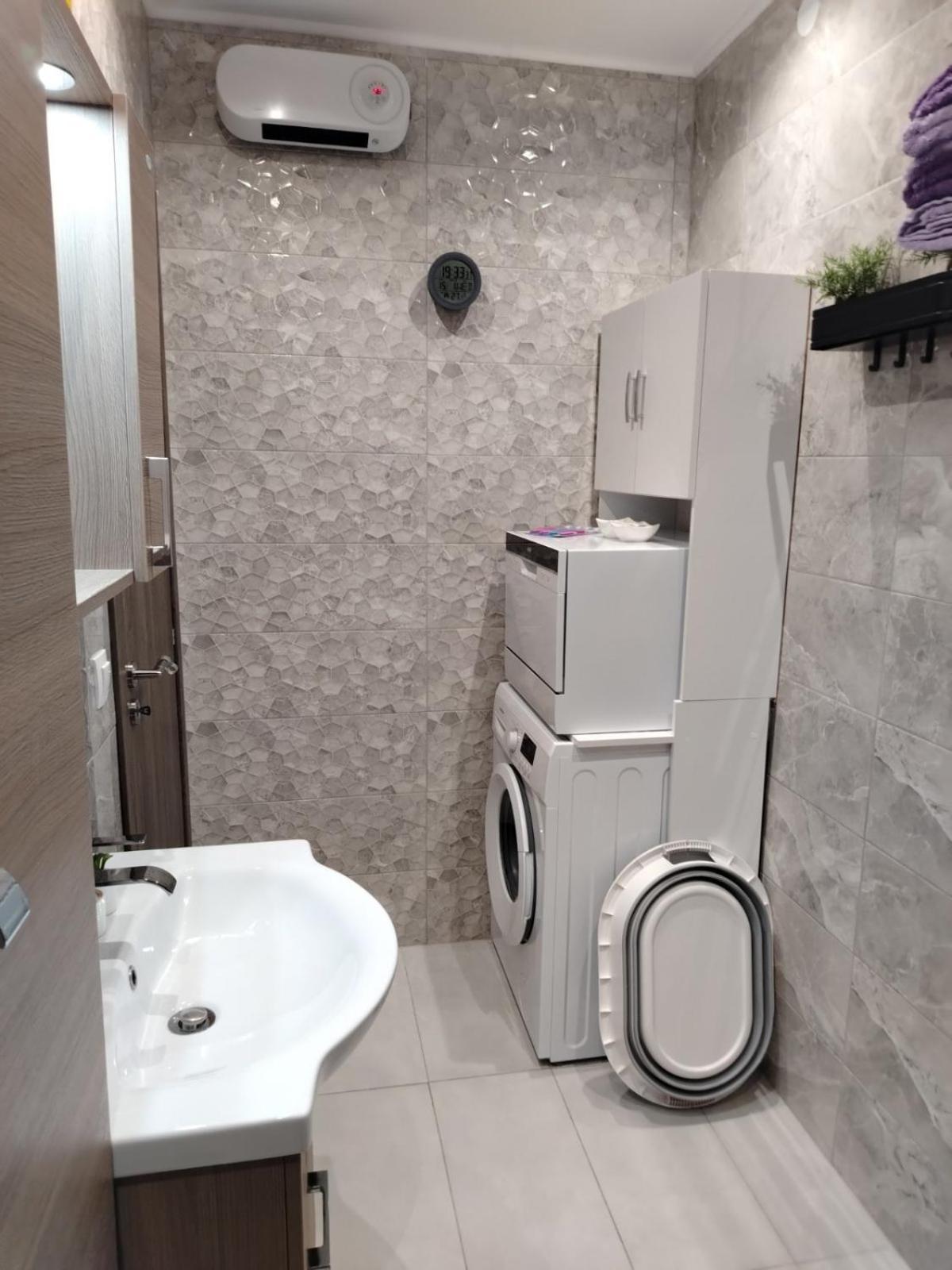 Gama Lux * Peraía